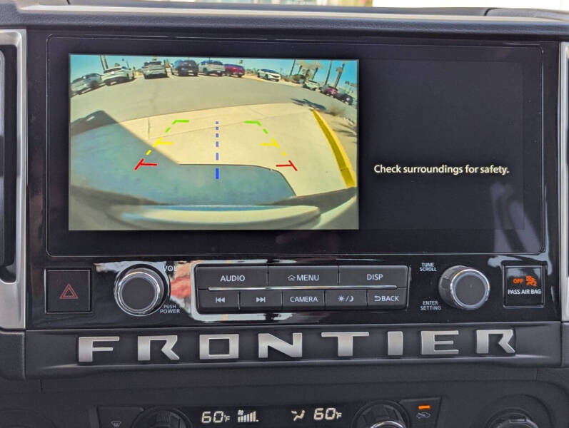 2025 Nissan Frontier SV