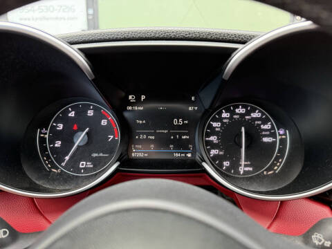 2019 Alfa Romeo Giulia Sport