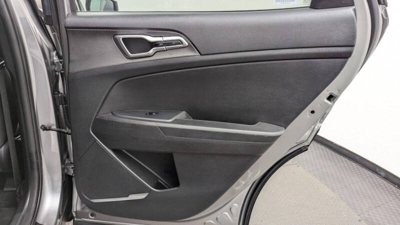 2023 Kia Sportage LX