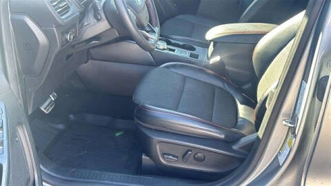 2023 Ford Escape ST-Line Select