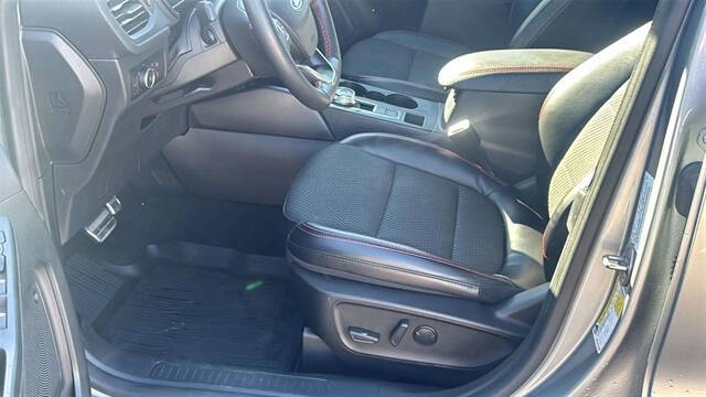 2023 Ford Escape ST-Line Select