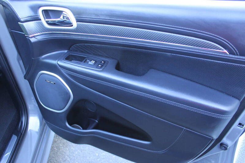 2020 Jeep Grand Cherokee SRT