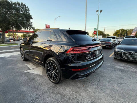 2019 Audi Q8 quattro Premium Plus 55 TFSI