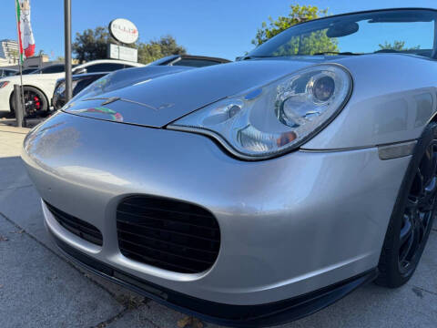 2004 Porsche 911 Carrera 4S