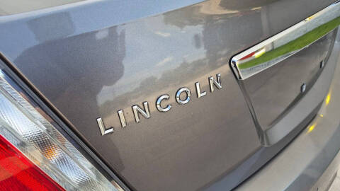 2012 Lincoln MKS