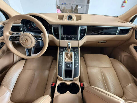 2016 Porsche Macan S