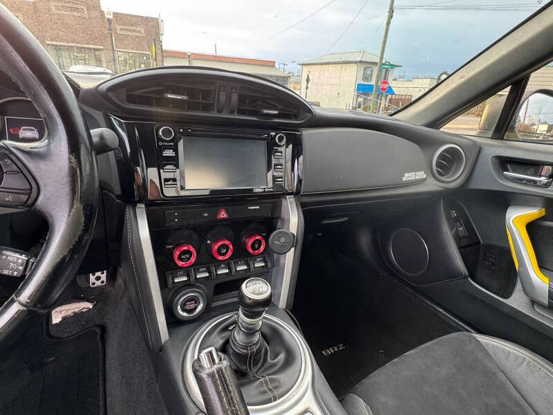 2017 Subaru BRZ Series.Yellow