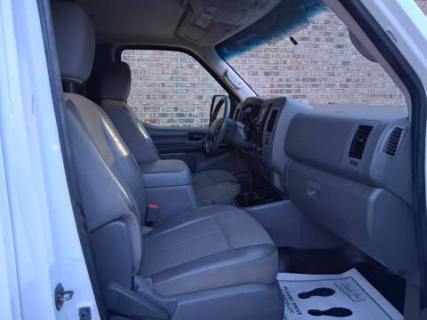 2018 Nissan NV 2500 HD SV