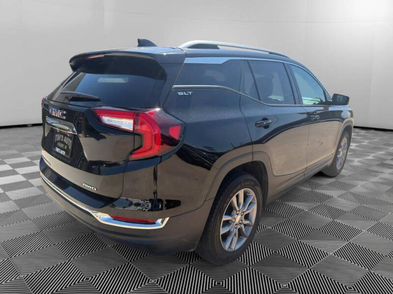 2024 GMC Terrain SLT