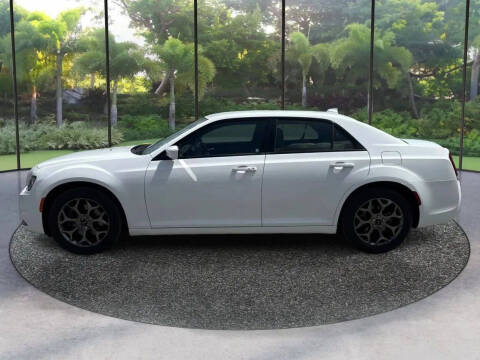 2016 Chrysler 300