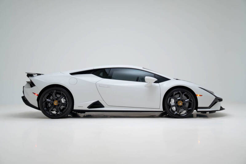 2023 Lamborghini Huracan Tecnica