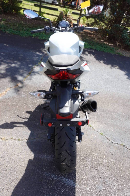 2023 Kawasaki Z400 ABS