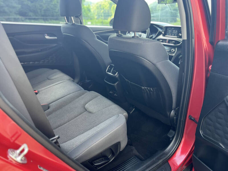 2019 Hyundai Santa Fe SE 2.4L
