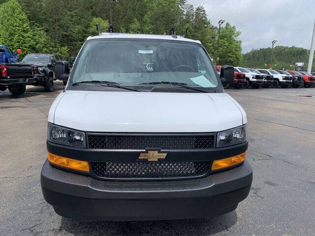 2025 Chevrolet Express 2500