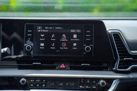 2024 Kia Sportage Hybrid LX