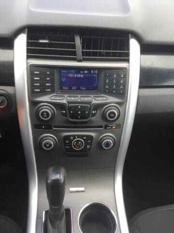 2013 Ford Edge SE
