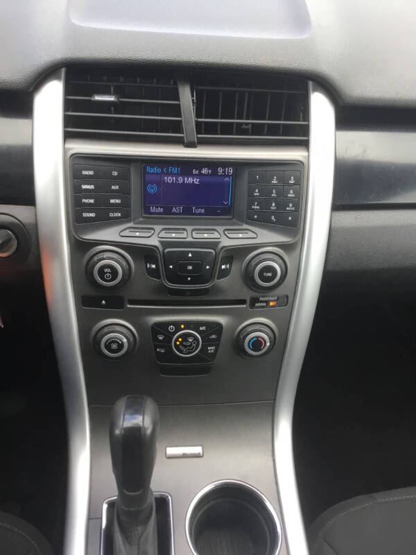 2013 Ford Edge SE