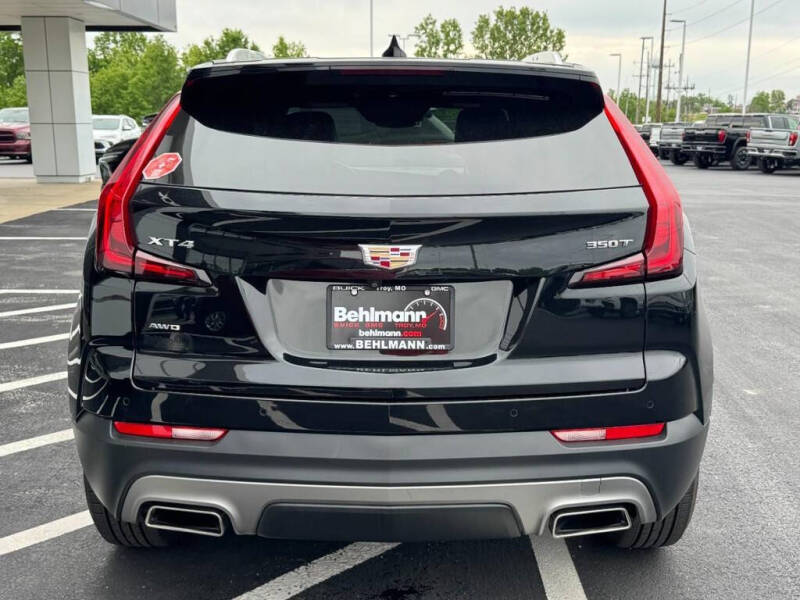 2023 Cadillac XT4 Premium Luxury