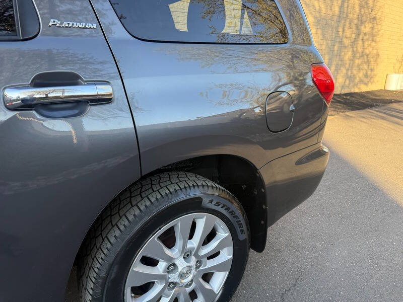 2013 Toyota Sequoia Platinum