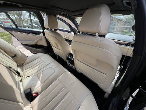2019 BMW 5 Series 530i
