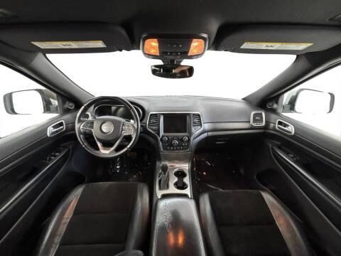 2017 Jeep Grand Cherokee Altitude