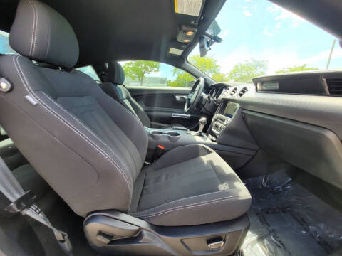2019 Ford Mustang EcoBoost