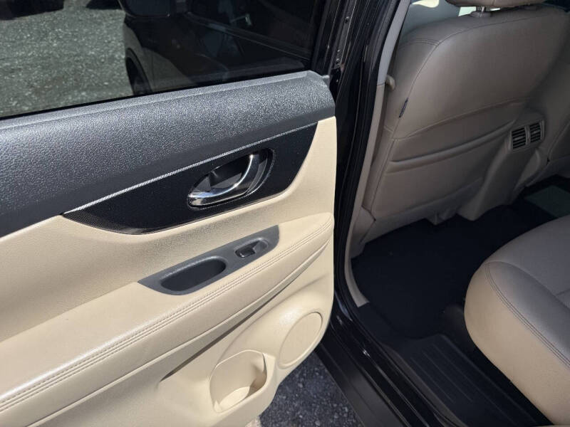 2016 Nissan Rogue SL