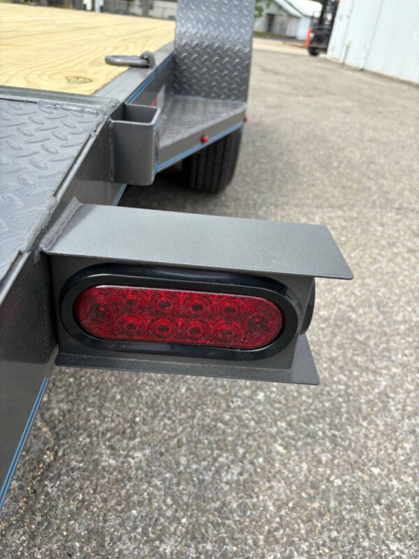 2025 BELLWETHER 7X20