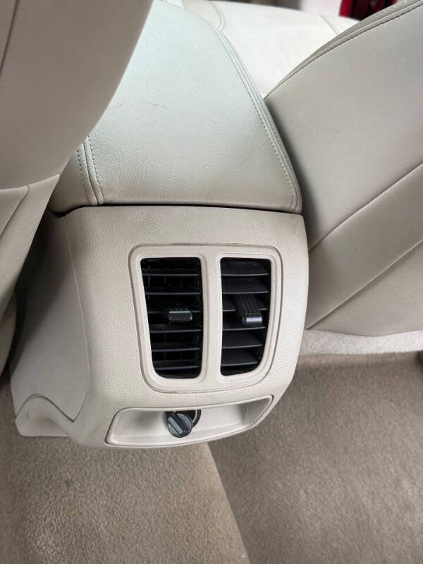2012 Ford Taurus SEL