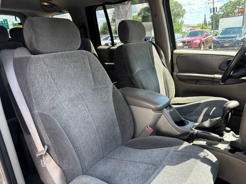 2004 Chevrolet TrailBlazer EXT LT