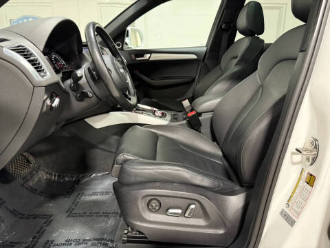 2017 Audi Q5 2.0T quattro Premium Plus