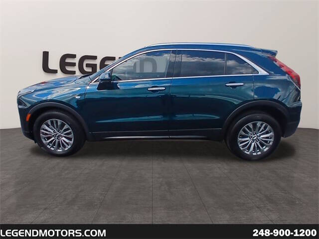 2025 Cadillac XT4 Premium Luxury