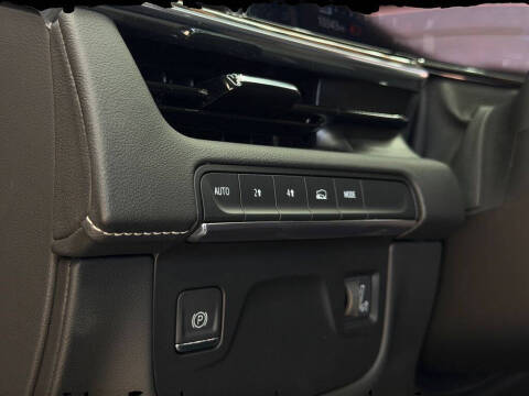 2024 Cadillac Escalade Luxury