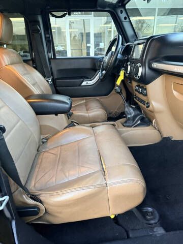 2012 Jeep Wrangler Unlimited Sahara