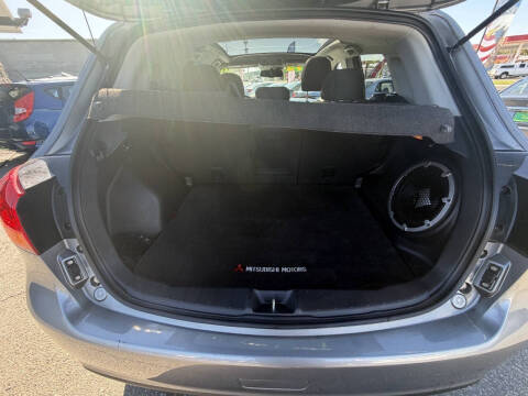 2013 Mitsubishi Outlander Sport SE