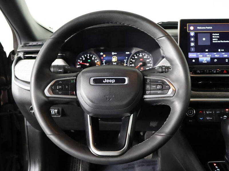 2023 Jeep Compass Latitude Lux