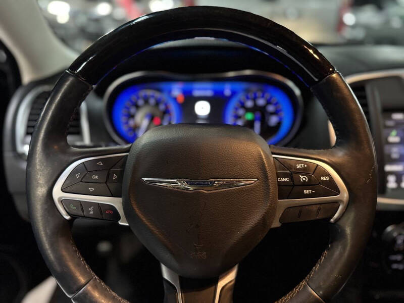 2016 Chrysler 300 C