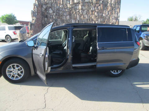 2022 Chrysler Pacifica Touring L