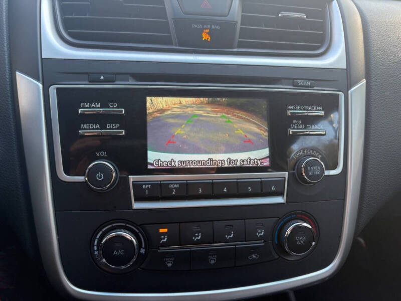 2017 Nissan Altima 2.5 SR