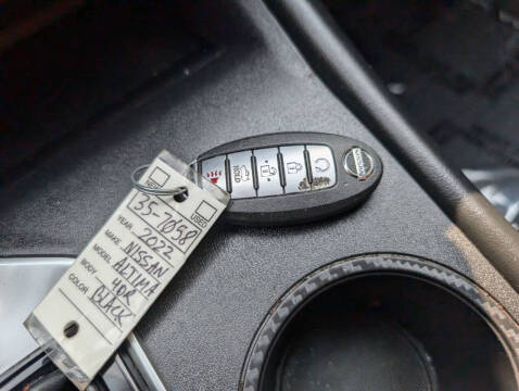 2022 Nissan Altima 2.5 SR