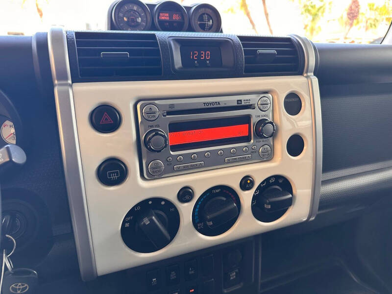 2014 Toyota FJ Cruiser