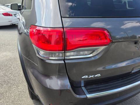 2017 Jeep Grand Cherokee