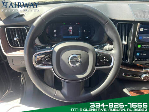 2023 Volvo XC60 B5 Plus Dark Theme