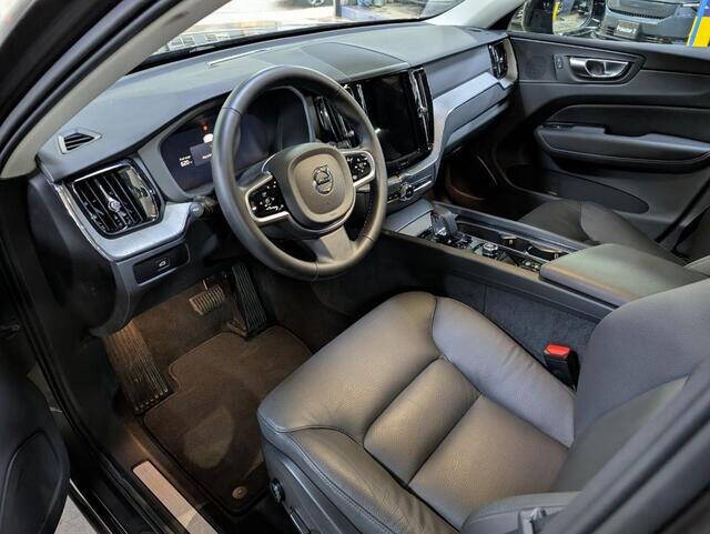 2025 Volvo XC60 B5 Plus Dark Theme