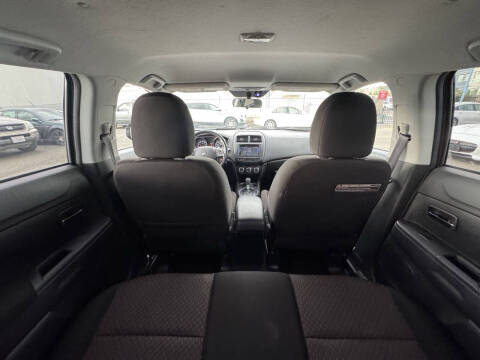 2017 Mitsubishi Outlander Sport LE