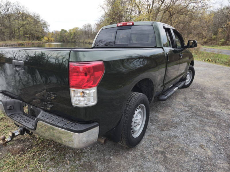 2011 Toyota Tundra Tundra Grade photo 14