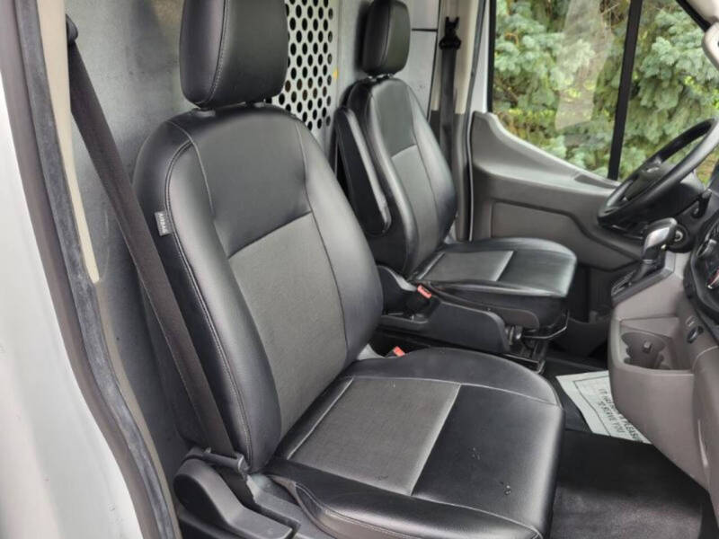 2021 Ford Transit 250