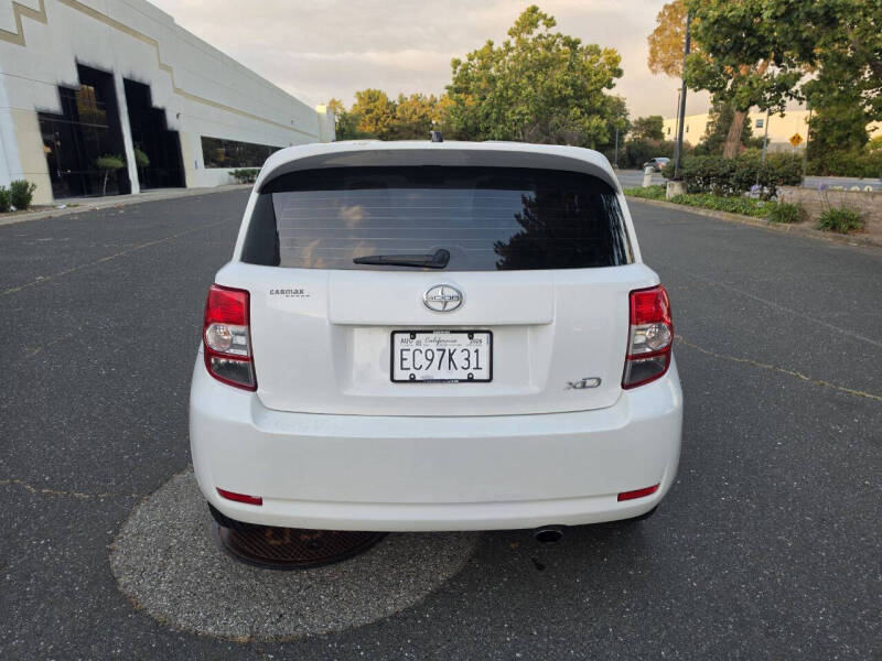 2008 Scion xD