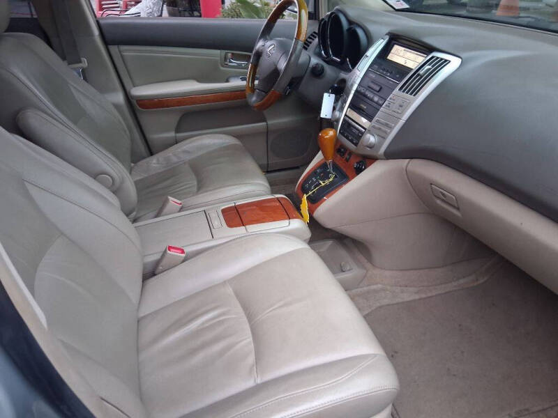 2005 Lexus RX 330