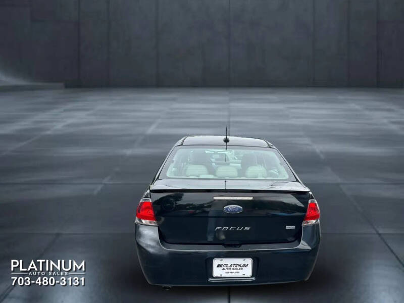 2011 Ford Focus Sport SES